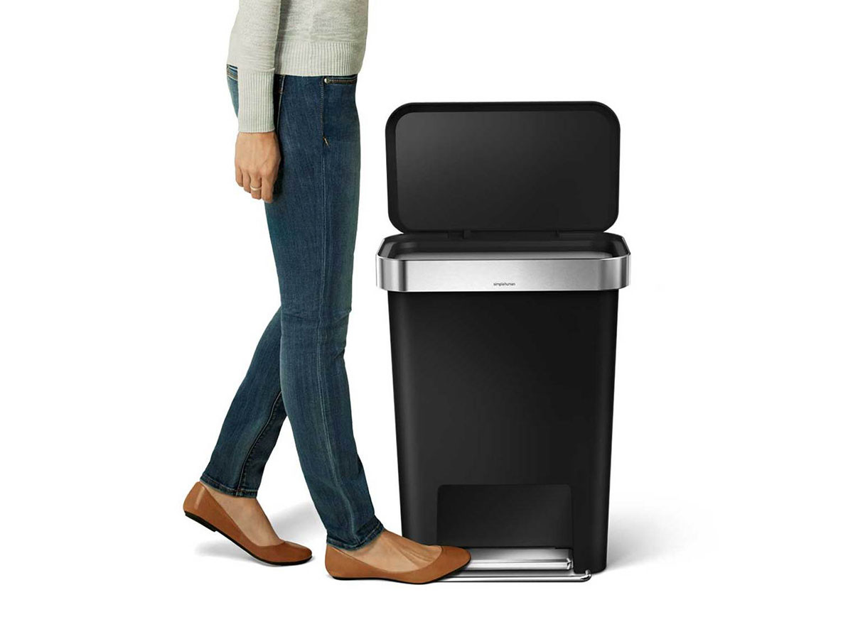 simplehuman STEP CAN / シンプルヒューマン ステップカン
レクタンギュラー ステップダストボックス ライナーポケット付 45L プラスチック （ごみ箱・玄関小物 > ごみ箱・ダストボックス） 12