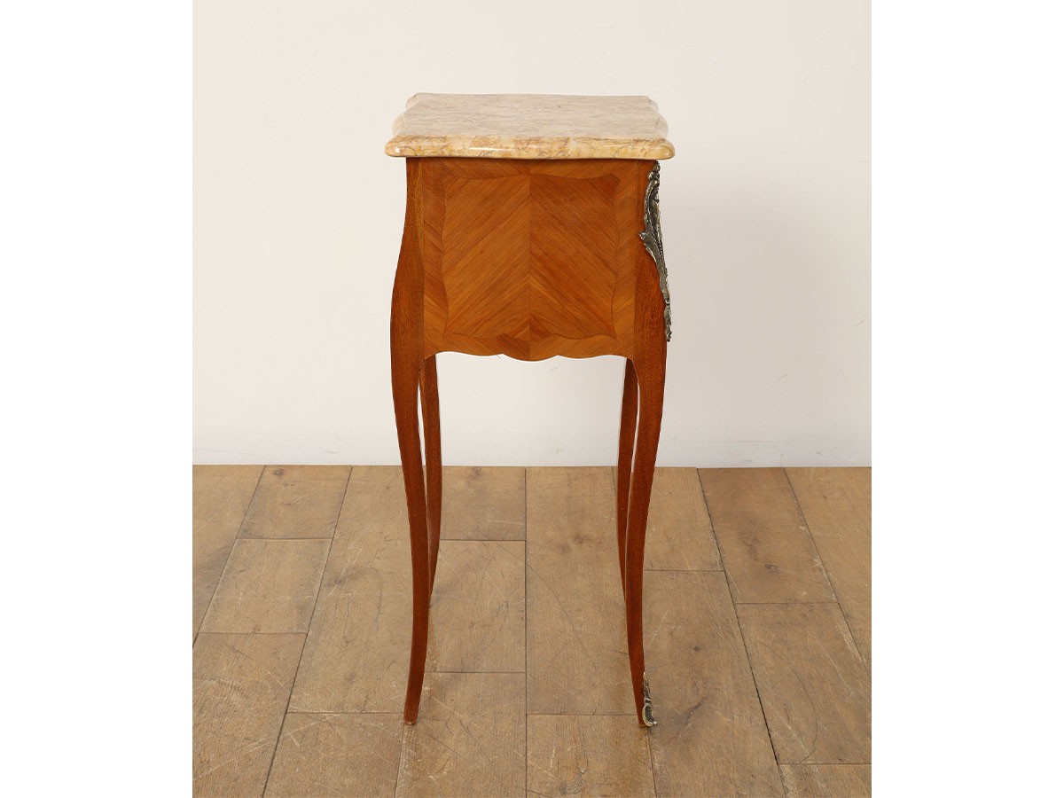 Lloyd's Antiques Real Antique
Marble Top French Chest Of Drawers / ロイズ・アンティークス フランスアンティーク家具
マーブルトップフレンチチェスト （収納家具 > チェスト・箪笥） 4