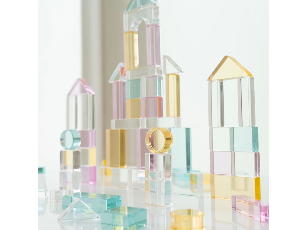 Lumiere Cubes Feerie / ルミエール キューブ フェリ
アクリル積み木 26ピース （キッズ家具・ベビー用品 > おもちゃ・玩具） 6