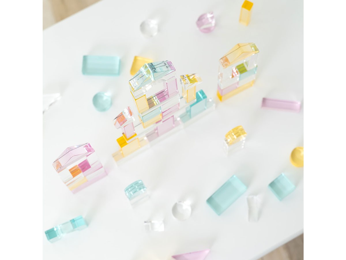 Lumiere Cubes Feerie / ルミエール キューブ フェリ
アクリル積み木 26ピース （キッズ家具・ベビー用品 > おもちゃ・玩具） 8