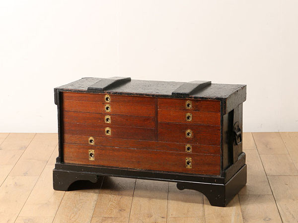 Lloyd's Antiques Real Antique 
Ship Trunk Cabinet / ロイズ・アンティークス イギリスアンティーク家具
シップトランクキャビネット （収納家具 > キャビネット） 1