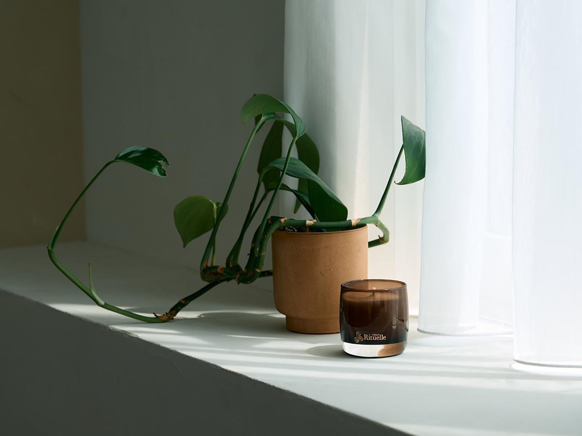 Urban Rituelle APOTHECA
SOY WAX CANDLE
FIG LEAF / アーバンリチュエル アポセカ ソイワックスキャンドル 140g（フィグリーフ） （雑貨・その他インテリア家具 > ディフューザー・キャンドル） 5