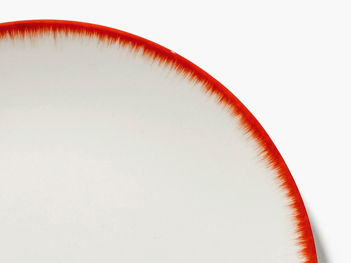 DE by ANN DEMEULEMEESTER
Plate 24cm White/Red Variation 2 / デー バイ アン・ドゥムルメステール
プレート 24cm ホワイト/レッド バリエーション 2 （食器・テーブルウェア > 皿・プレート） 6