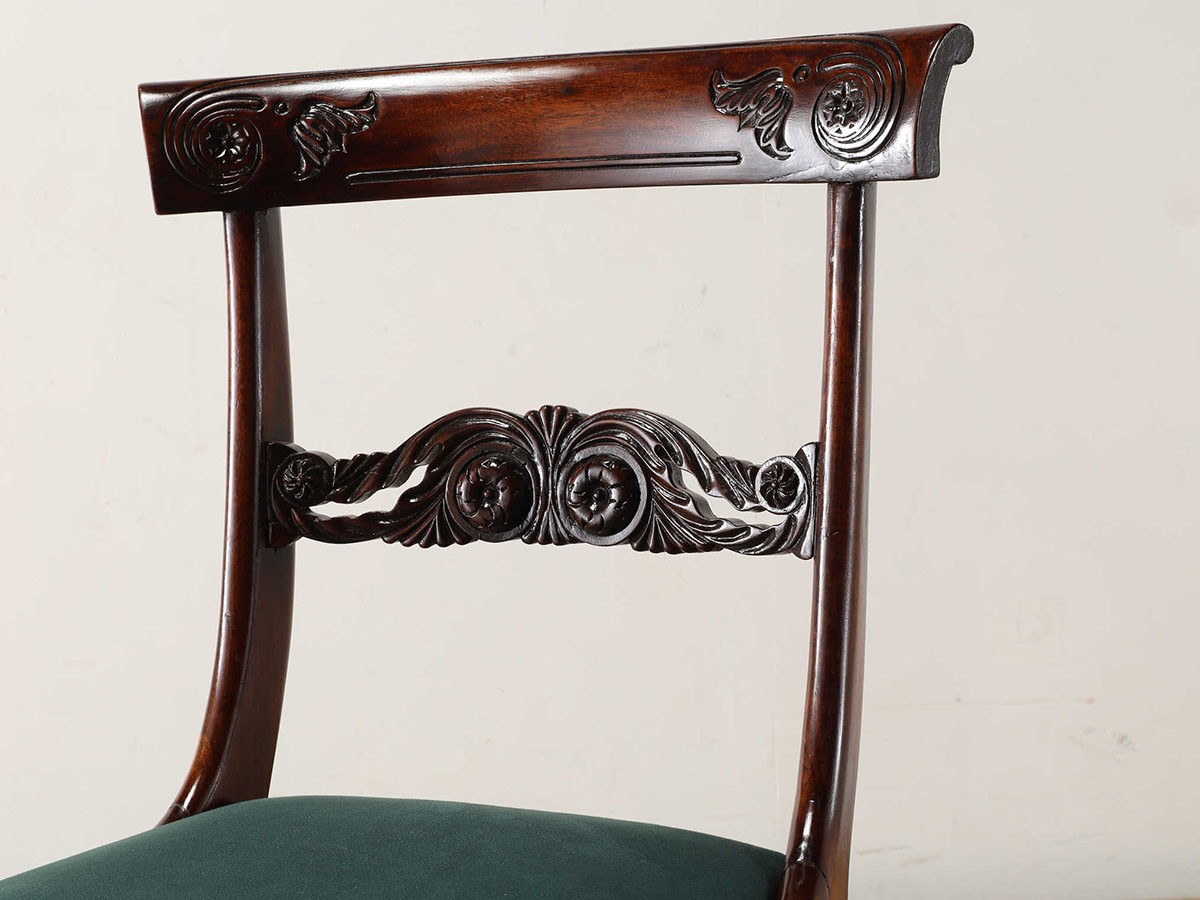 Lloyd's Antiques Real Antique
Victorian Chair / ロイズ・アンティークス 英国アンティーク家具
ヴィクトリアンチェア （チェア・椅子 > ダイニングチェア） 9