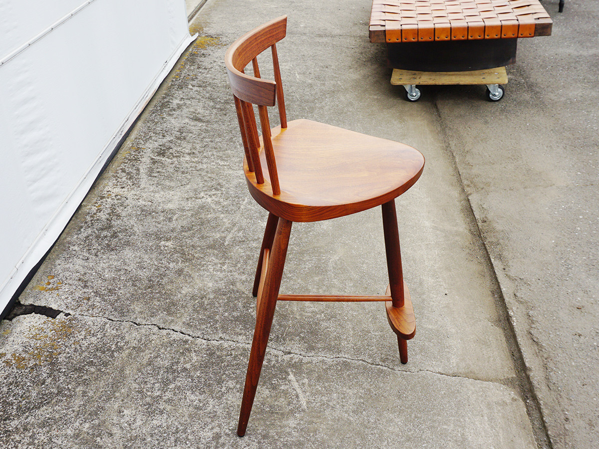 RE : Store Fixture UNITED ARROWS LTD. George Nakashima Mira Chair