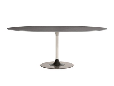 Piero Lissoni / ピエロ・リッソーニのダイニングテーブル