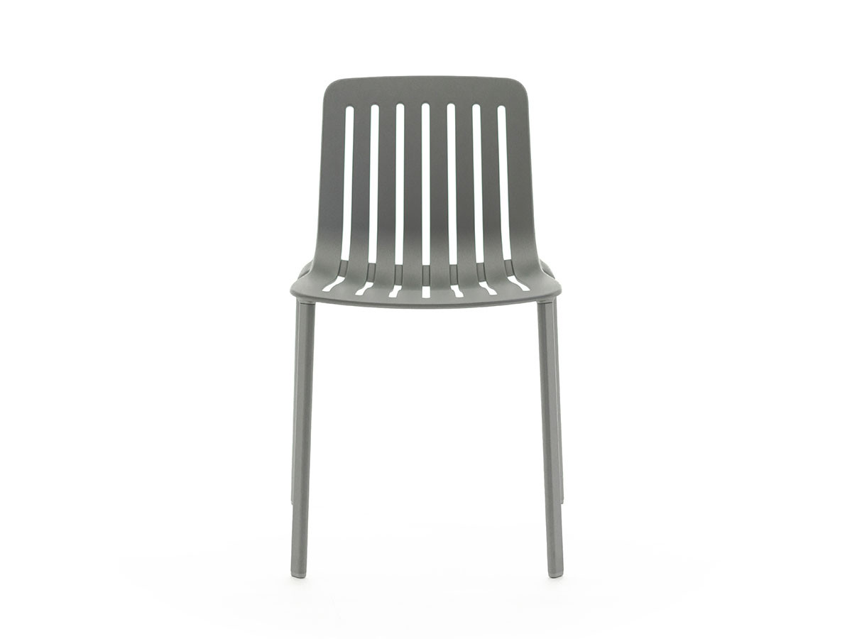 PLATO STACKING CHAIR 42