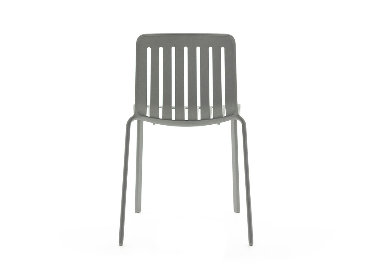 PLATO STACKING CHAIR 44