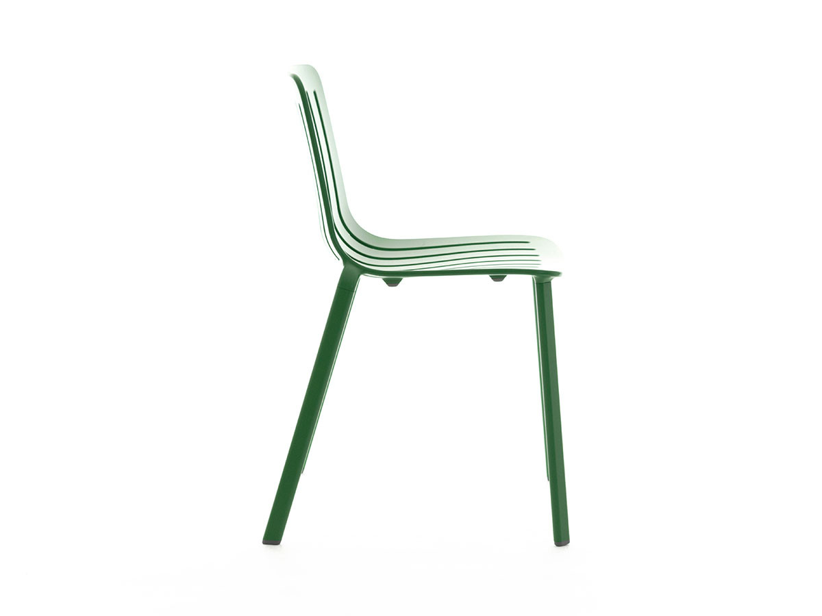 PLATO STACKING CHAIR 46