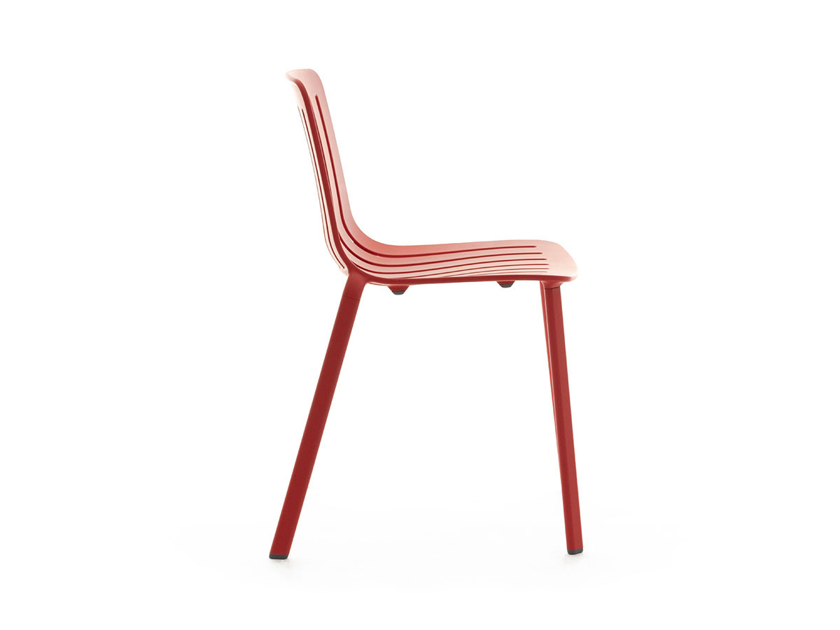 PLATO STACKING CHAIR 52