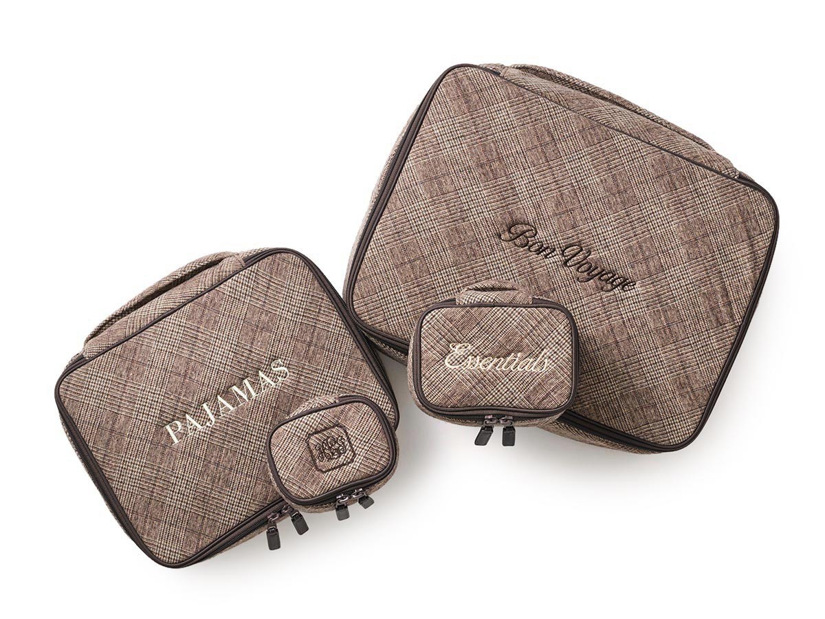 HOTEL LIKE INTERIOR Posh Plaid Pouch