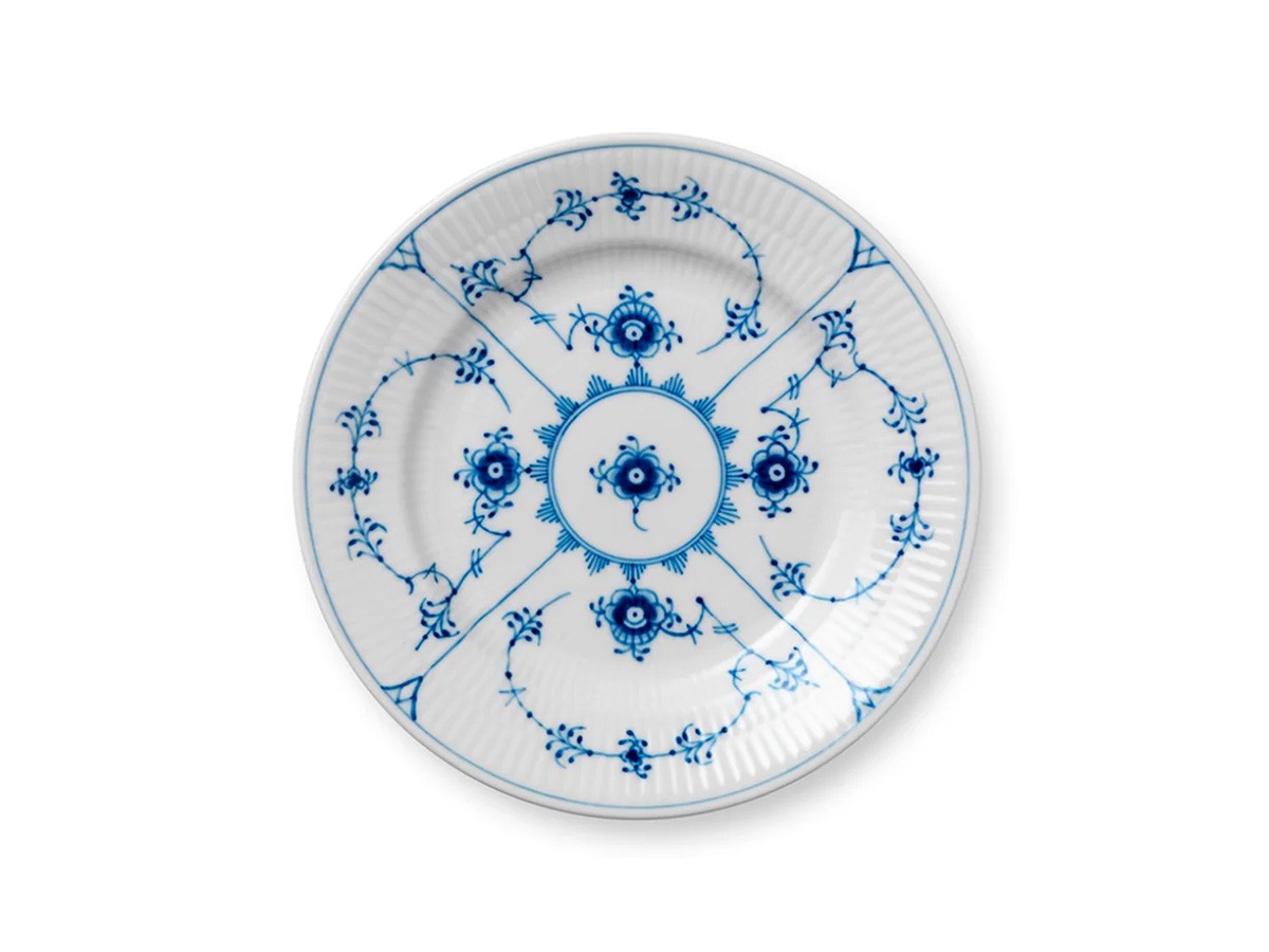 Royal Copenhagen Blue Fluted Plain Plate 17 / ロイヤル コペンハーゲン ブルーフルーテッド プレイン  プレート 17cm - インテリア・家具通販【FLYMEe】