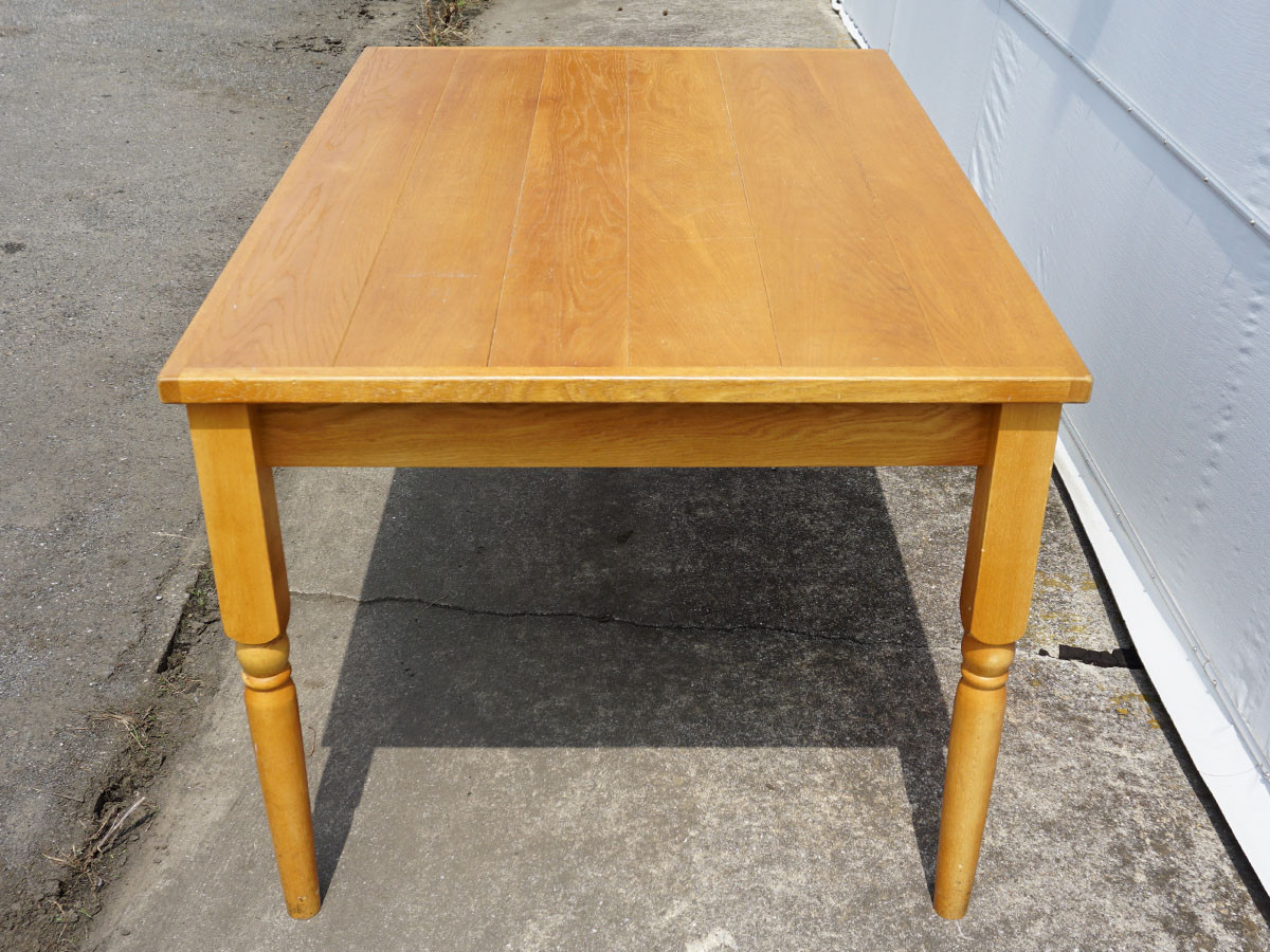 Early American Wood Table 7