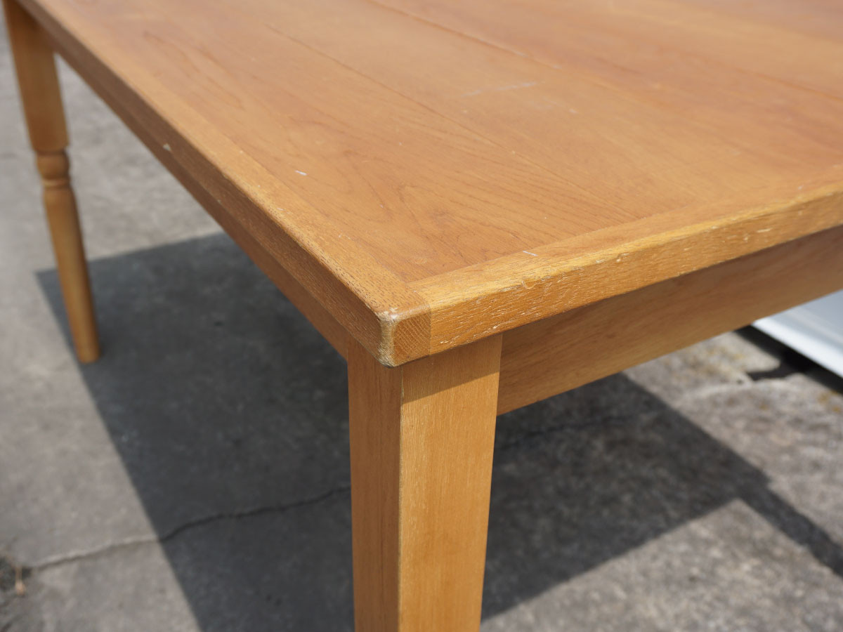 Early American Wood Table 10
