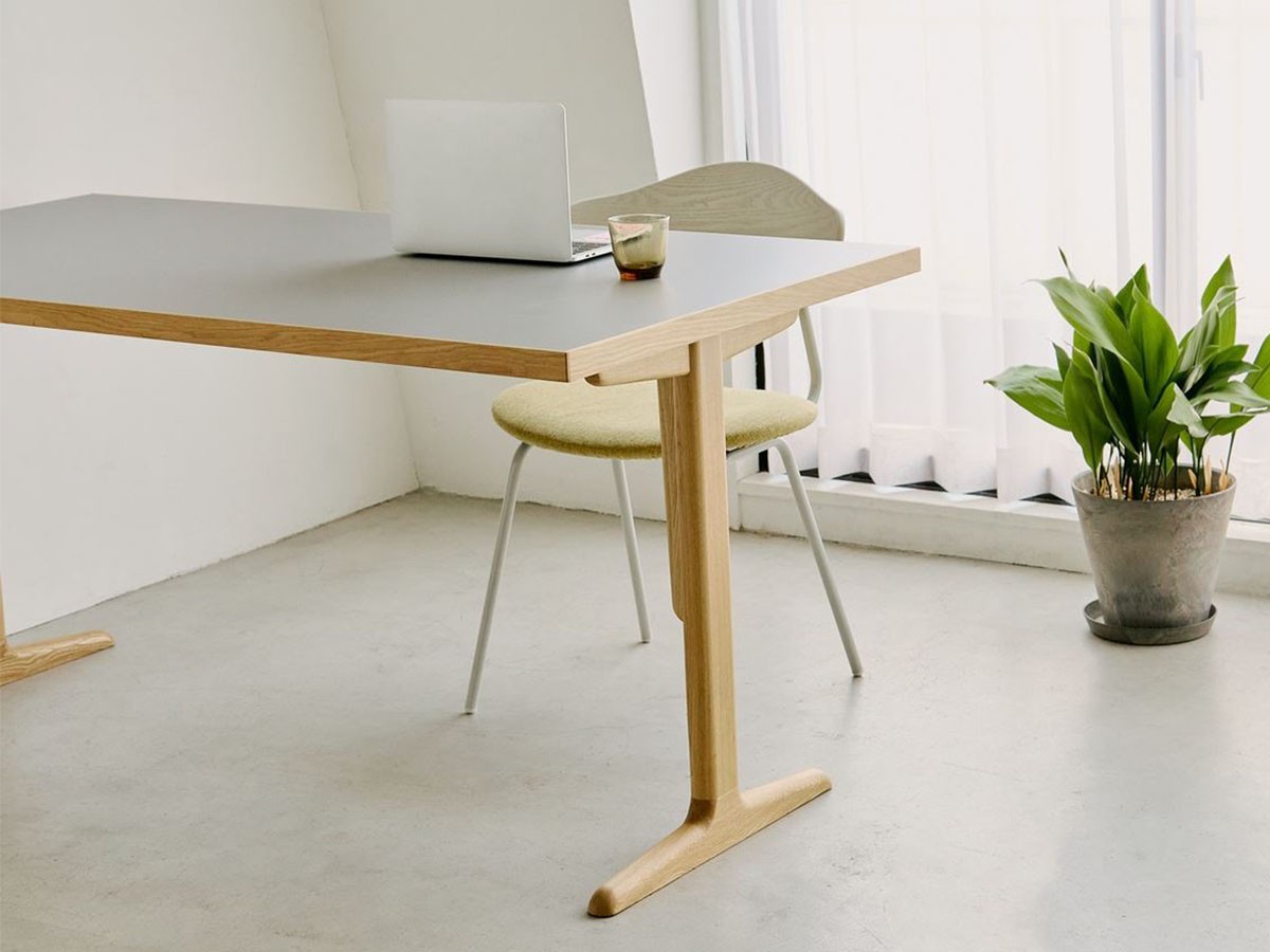 ENEN KUUM Table / エネン クーム テーブル 木脚 T字 幅160cm （テーブル > ダイニングテーブル） 5