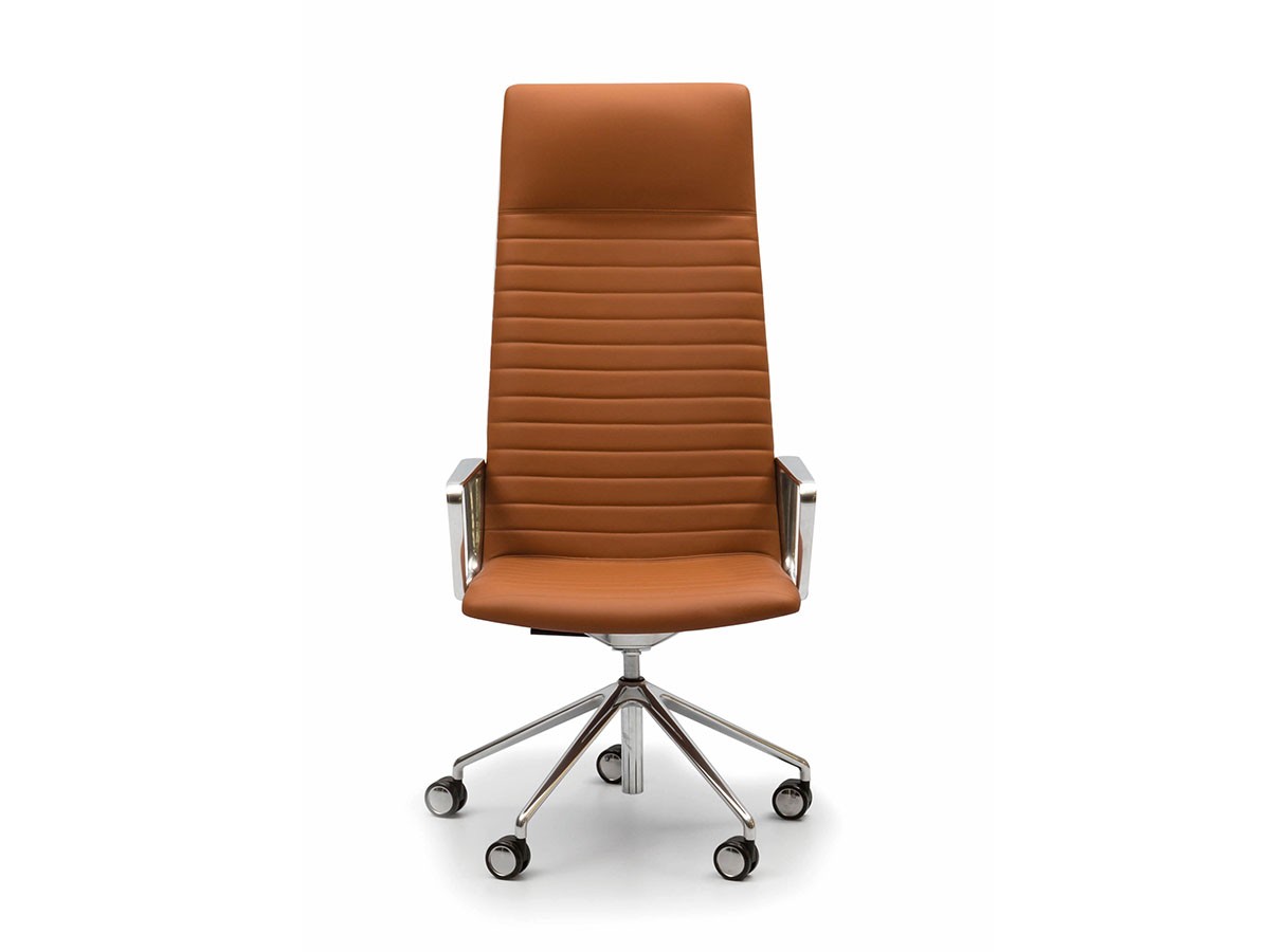Andreu World Flex Executive High Back Armchair / アンドリュー・ワールド フレックス エグゼクティブ SO1861
ハイバック アームチェア キャスターベース アルミニウム製 （チェア・椅子 > オフィスチェア・デスクチェア） 1