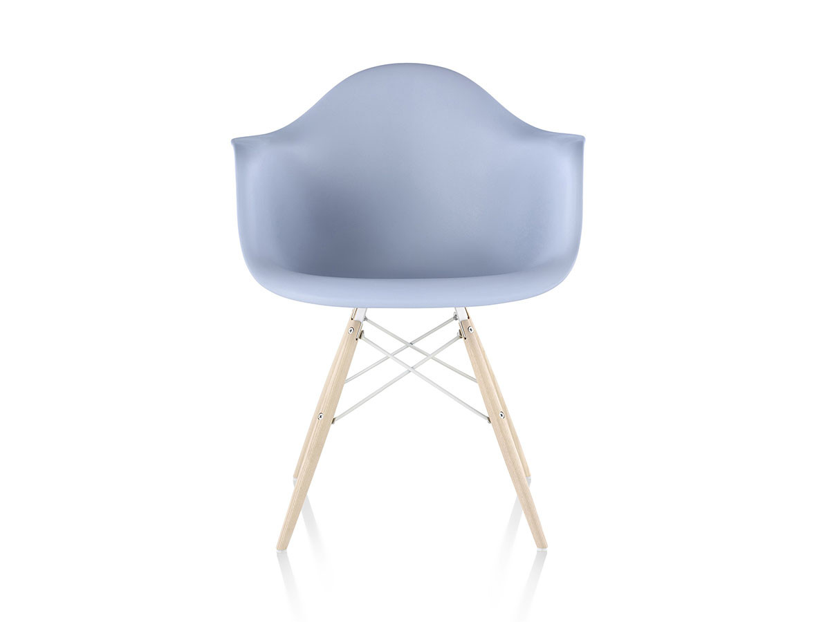 Eames Molded Plastic Arm Shell Chair 12