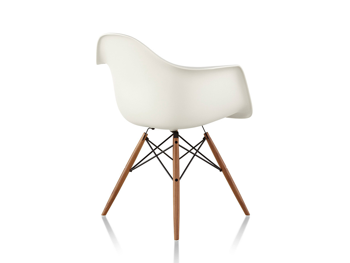 Eames Molded Plastic Arm Shell Chair 11