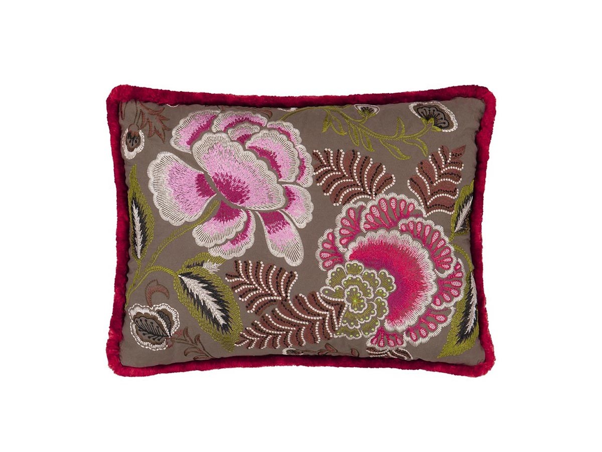 DESIGNERS GUILD Rose de Damas Embroidered Cushion / デザイナーズギルド ローズ ド ダマス エンブロイダード クッション 60 × 45cm （クッション > クッション・クッションカバー） 17