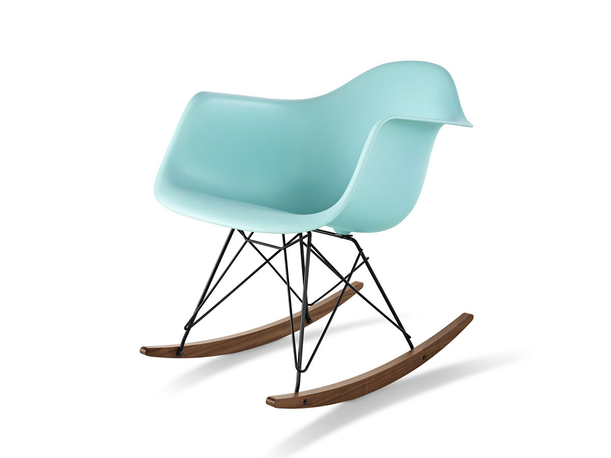 Eames Molded Plastic Arm Shell Chair 1