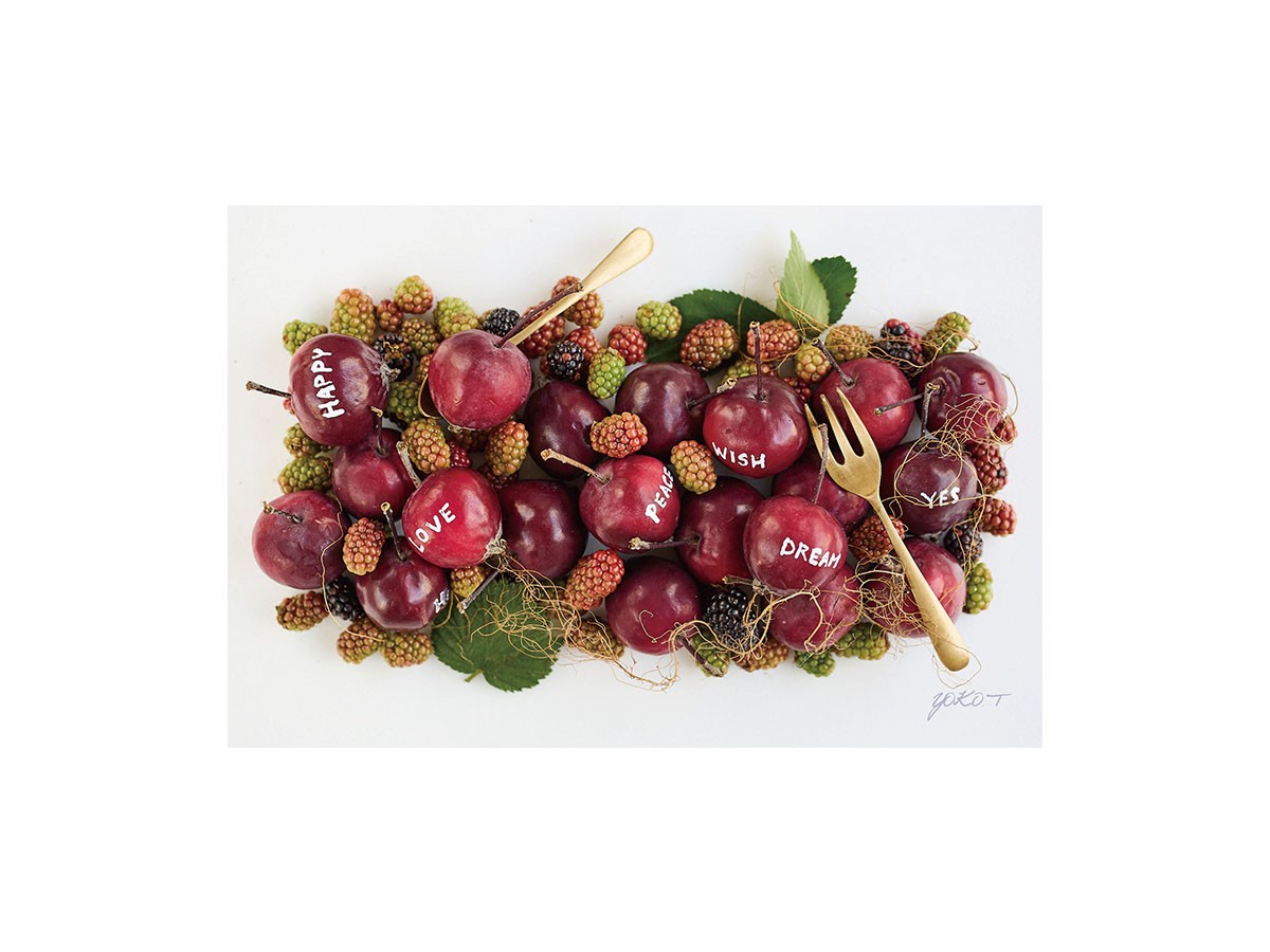 Food inspiered Whispers on Apples