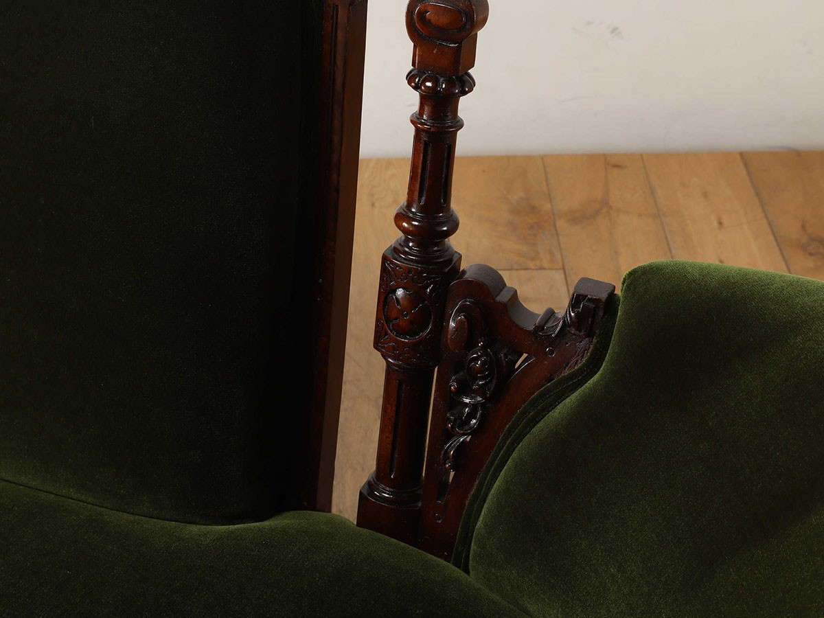 Lloyd's Antiques Real Antique 
Victorian Sofa / ロイズ・アンティークス 英国アンティーク家具
ヴィクトリアンソファ QG001056 （ソファ > 二人掛けソファ） 12