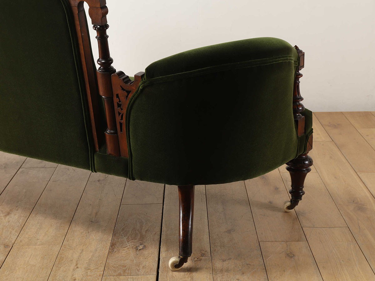 Lloyd's Antiques Real Antique 
Victorian Sofa / ロイズ・アンティークス 英国アンティーク家具
ヴィクトリアンソファ QG001056 （ソファ > 二人掛けソファ） 19