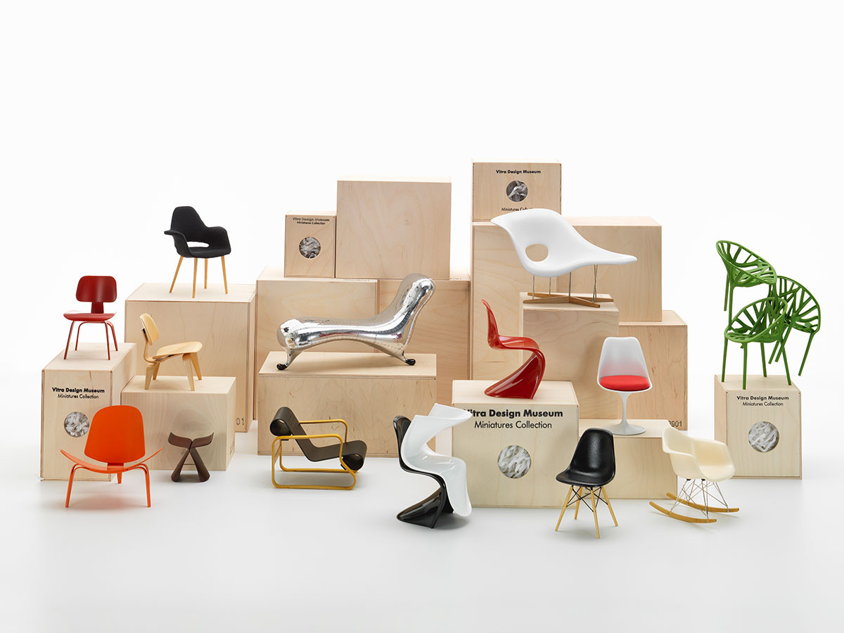 コメントありがとうございますVITRA ミニチュアコレクション