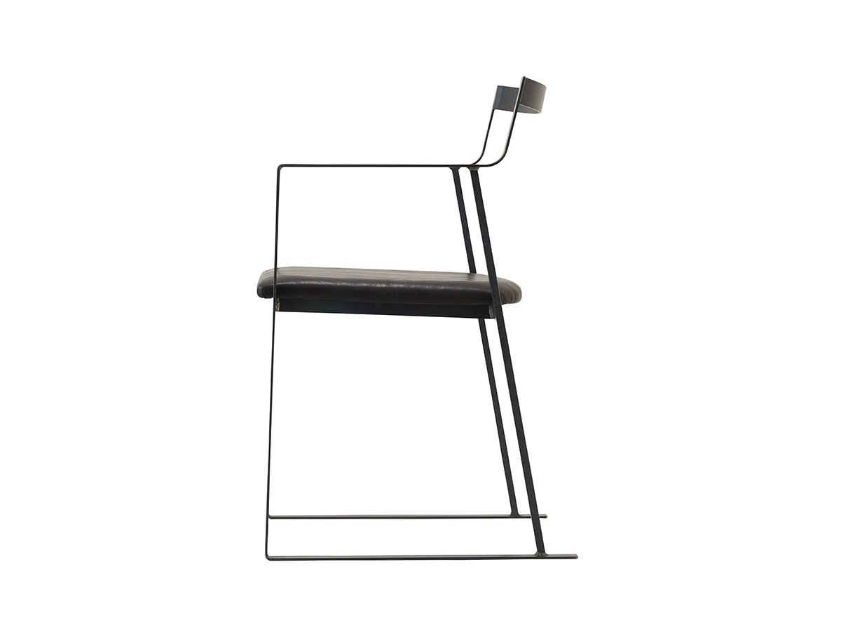 杉山製作所 KUROTETSU
OBI ARMCHAIR / すぎやませいさくしょ クロテツ
オビ アームチェア （チェア・椅子 > ダイニングチェア） 9