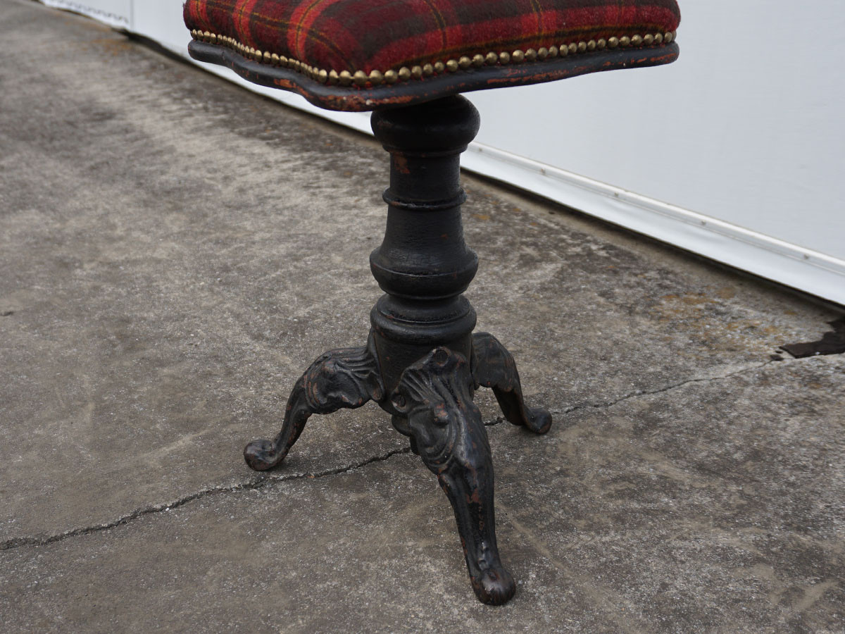 RE : Store Fixture UNITED ARROWS LTD. Piano Stool With Cast Iron Leg / リ ストア フィクスチャー ユナイテッドアローズ ピアノスツール キャストアイアンレッグ（昇降なし） （チェア・椅子 > スツール） 8