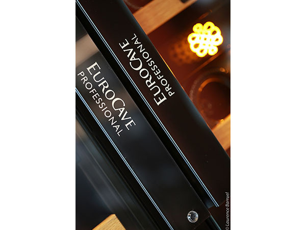 EUROCAVE 6000SERIES 6170D / ユーロカーブ 6000シリーズ 6170D （デザイン家電・オーディオ > ワインセラー） 4