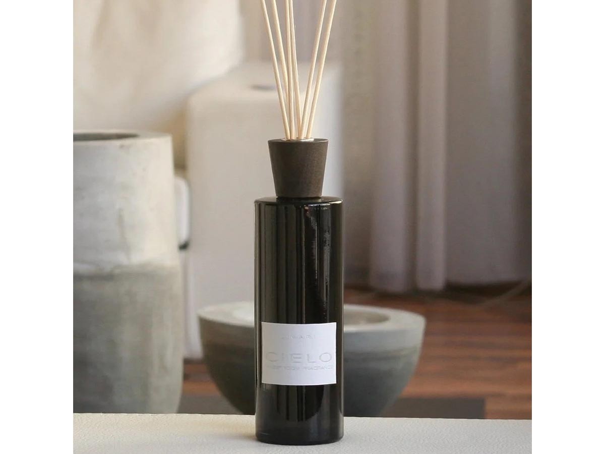 LINARI BLACK AMETHYST LINE
CIELO ROOM DIFFUSER / リナーリ ブラックアメジストライン
チェロ ルームディフューザー （雑貨・その他インテリア家具 > ディフューザー・キャンドル） 2