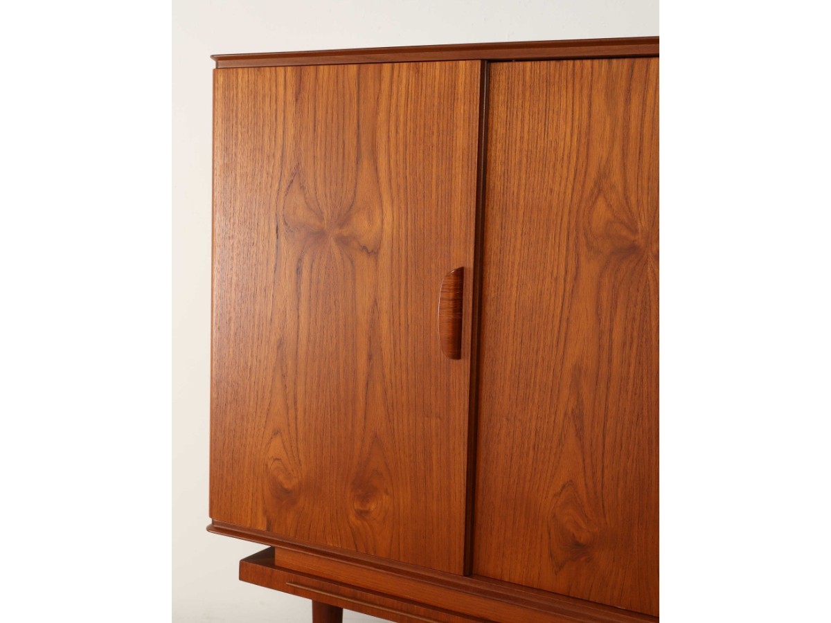 Lloyd's Antiques Real Antique
Sideboard / ロイズ・アンティークス デンマークアンティーク家具
サイドボード QM008008 （収納家具 > サイドボード・リビングボード） 7