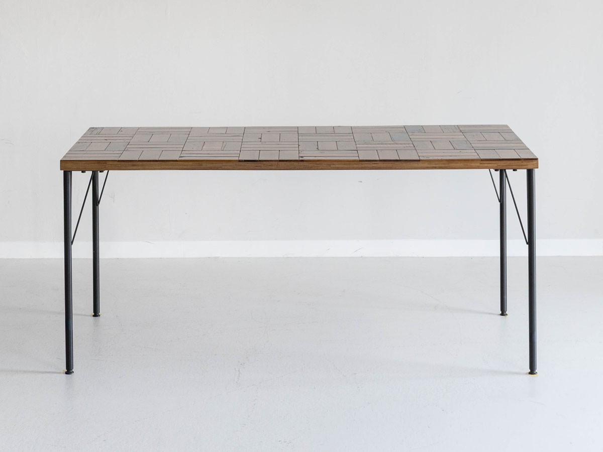 Knot antiques MATERIA DINING TABLE / ノットアンティークス マテリア ダイニングテーブル
チェス柄天板 + No.2脚（丸脚） （テーブル > ダイニングテーブル） 22