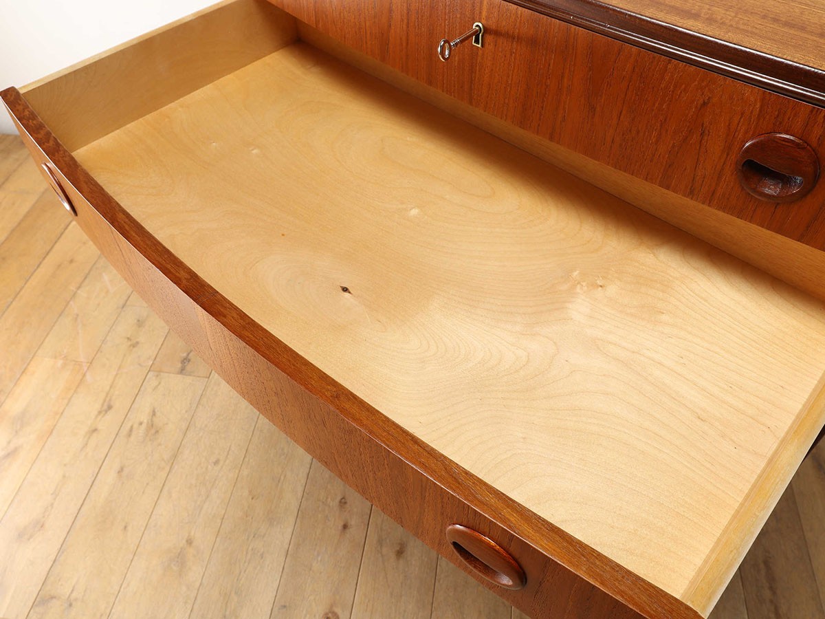 Lloyd's Antiques Real Antique
Kai Kristiansen Chest Of Drawers / ロイズ・アンティークス デンマークアンティーク家具
カイ・クリスチャンセン チェスト QH008044 （収納家具 > チェスト・箪笥） 11