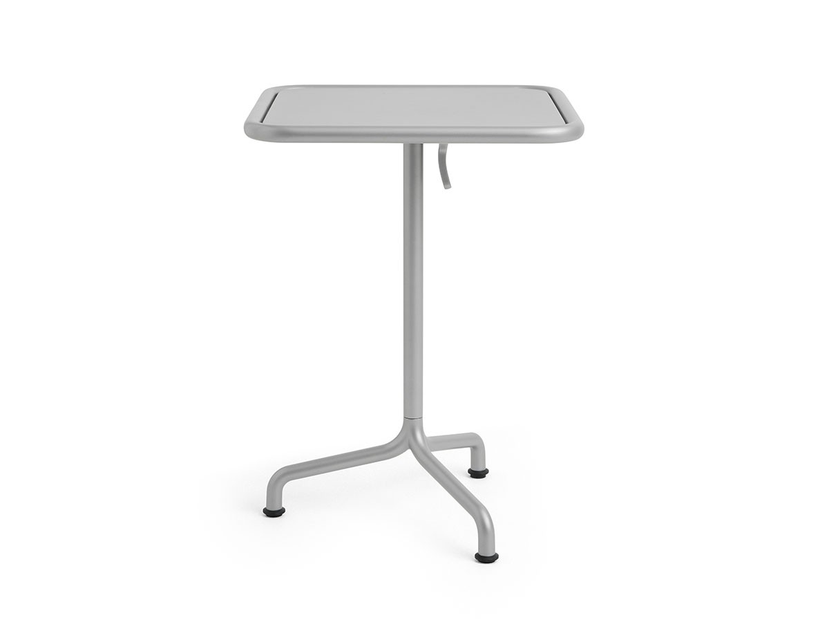 DEVILLE TABLE