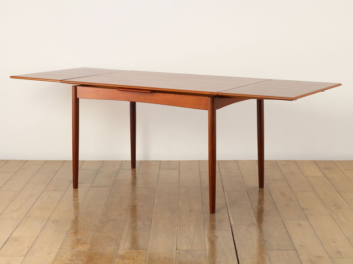 Real Antique
Drawleaf Table