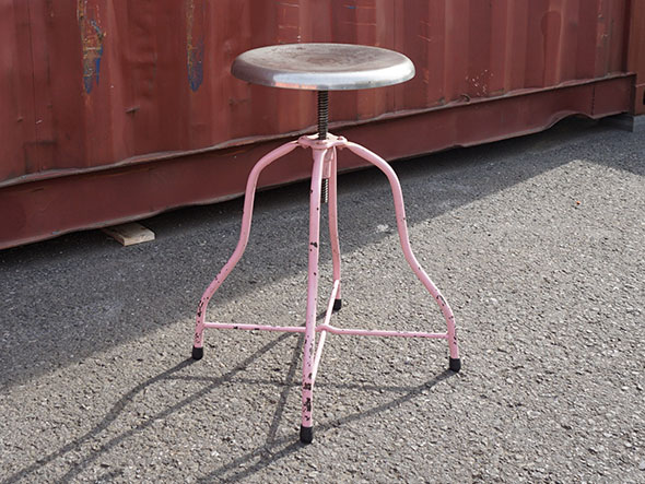 RE : Store Fixture UNITED ARROWS LTD. Pink Leg Stool / リ ストア フィクスチャー ユナイテッドアローズ ピンク レッグ スツール （チェア・椅子 > スツール） 2