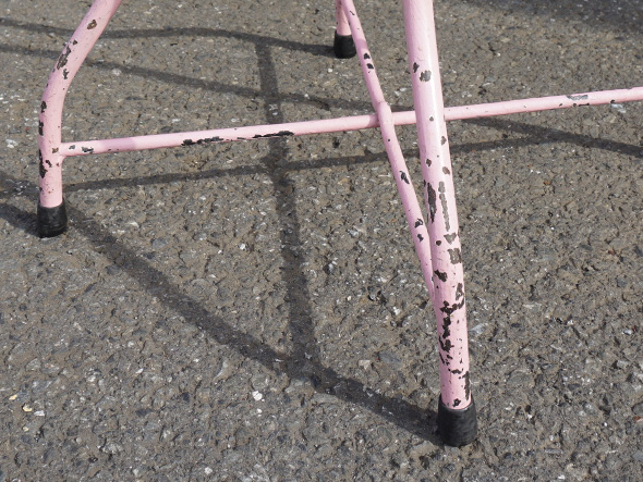RE : Store Fixture UNITED ARROWS LTD. Pink Leg Stool / リ ストア フィクスチャー ユナイテッドアローズ ピンク レッグ スツール （チェア・椅子 > スツール） 10