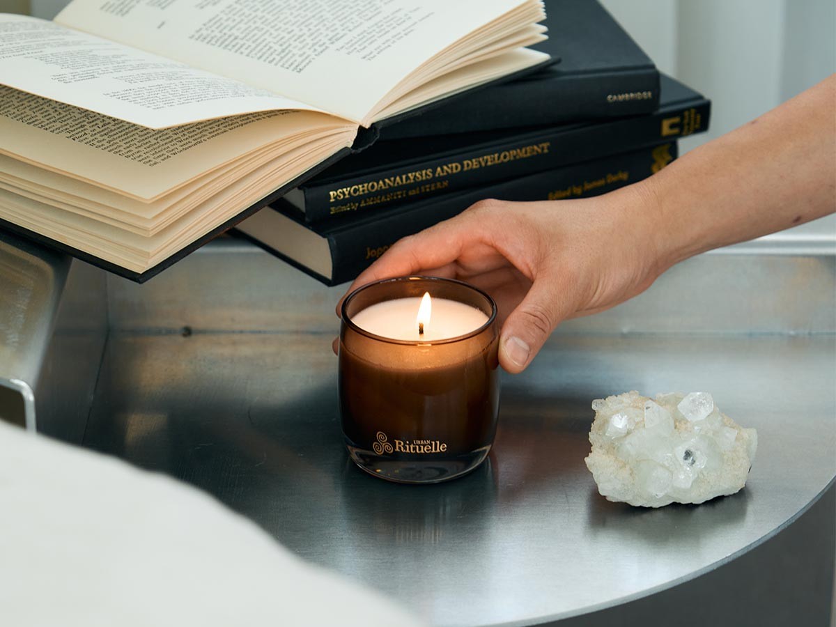 Urban Rituelle APOTHECA
SOY WAX CANDLE
CRISP SEAMIST / アーバンリチュエル アポセカ ソイワックスキャンドル 140g（クリスプシーミスト） （雑貨・その他インテリア家具 > ディフューザー・キャンドル） 10