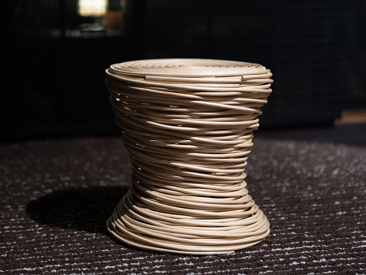 SHIKADA SHITSURAI RATTAN KK Series Spiral Stool / シカダ シツライ ラタン 隈研吾シリーズ スパイラルスツール （チェア・椅子 > スツール） 2