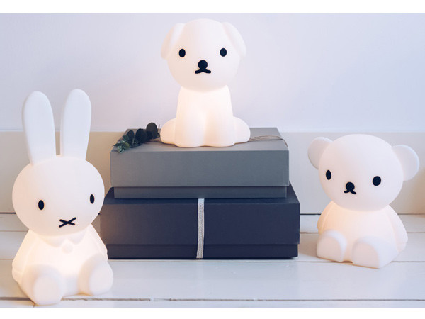 FIRST LIGHT
miffy and friends Miffy 12