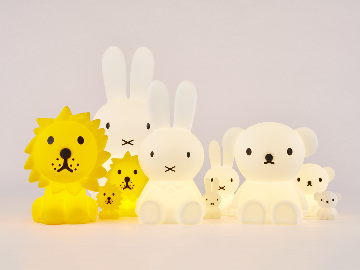 FIRST LIGHT
miffy and friends Miffy 18