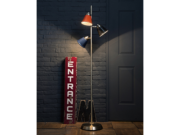 CUSTOM SERIES
Classic Floor Lamp × Mini Trap Enamel / カスタムシリーズ
クラシックフロアランプ × ミニエナメル（トラップ） （ライト・照明 > フロアライト・フロアスタンド） 2