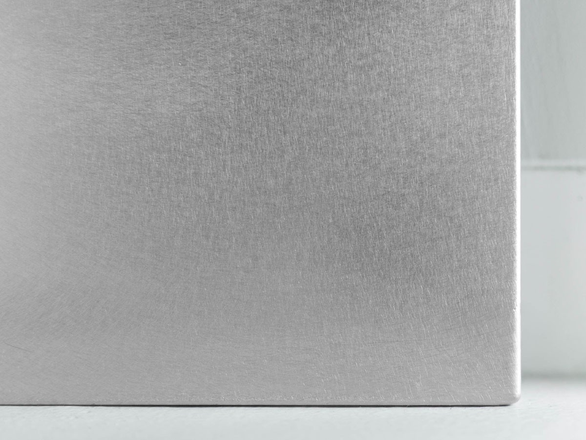 Knot antiques MATERIA DINING TABLE / ノットアンティークス マテリア ダイニングテーブル
ステンレス天板 + No.2脚（丸脚） （テーブル > ダイニングテーブル） 15