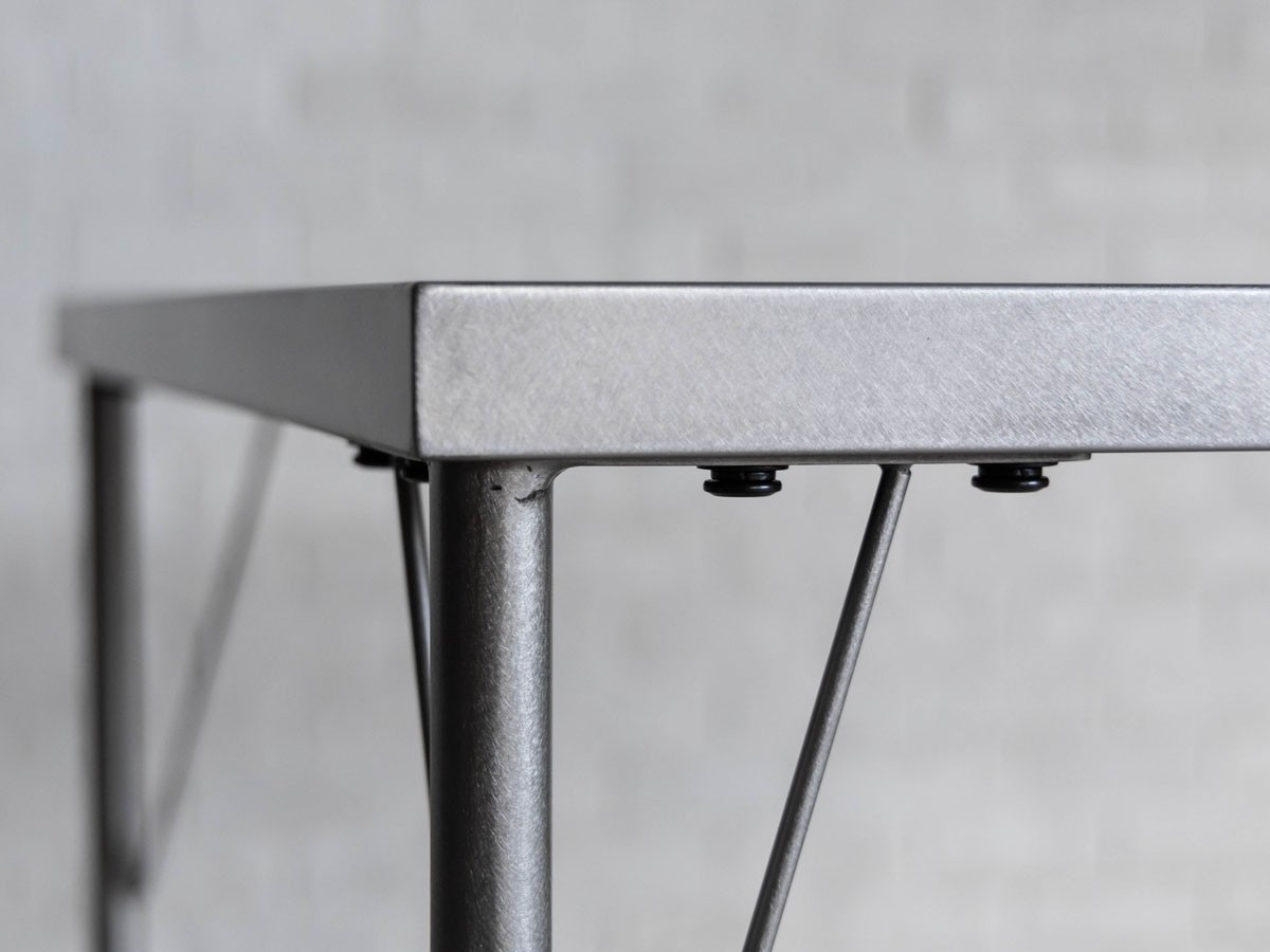 Knot antiques MATERIA DINING TABLE / ノットアンティークス マテリア ダイニングテーブル
ステンレス天板 + No.2脚（丸脚） （テーブル > ダイニングテーブル） 11