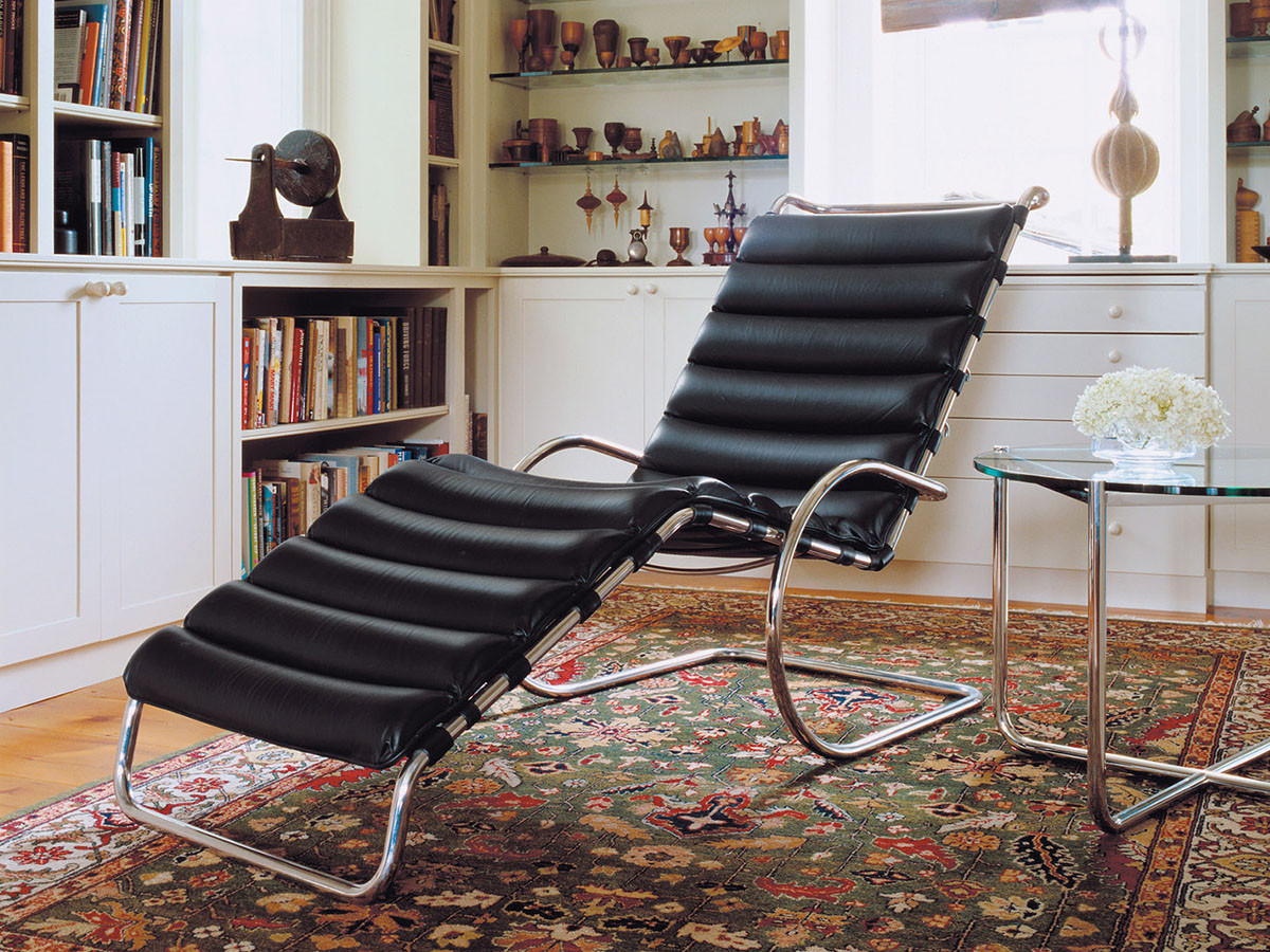 Mies van der Rohe Collection
MR Adjustable Chaise Lounge 4