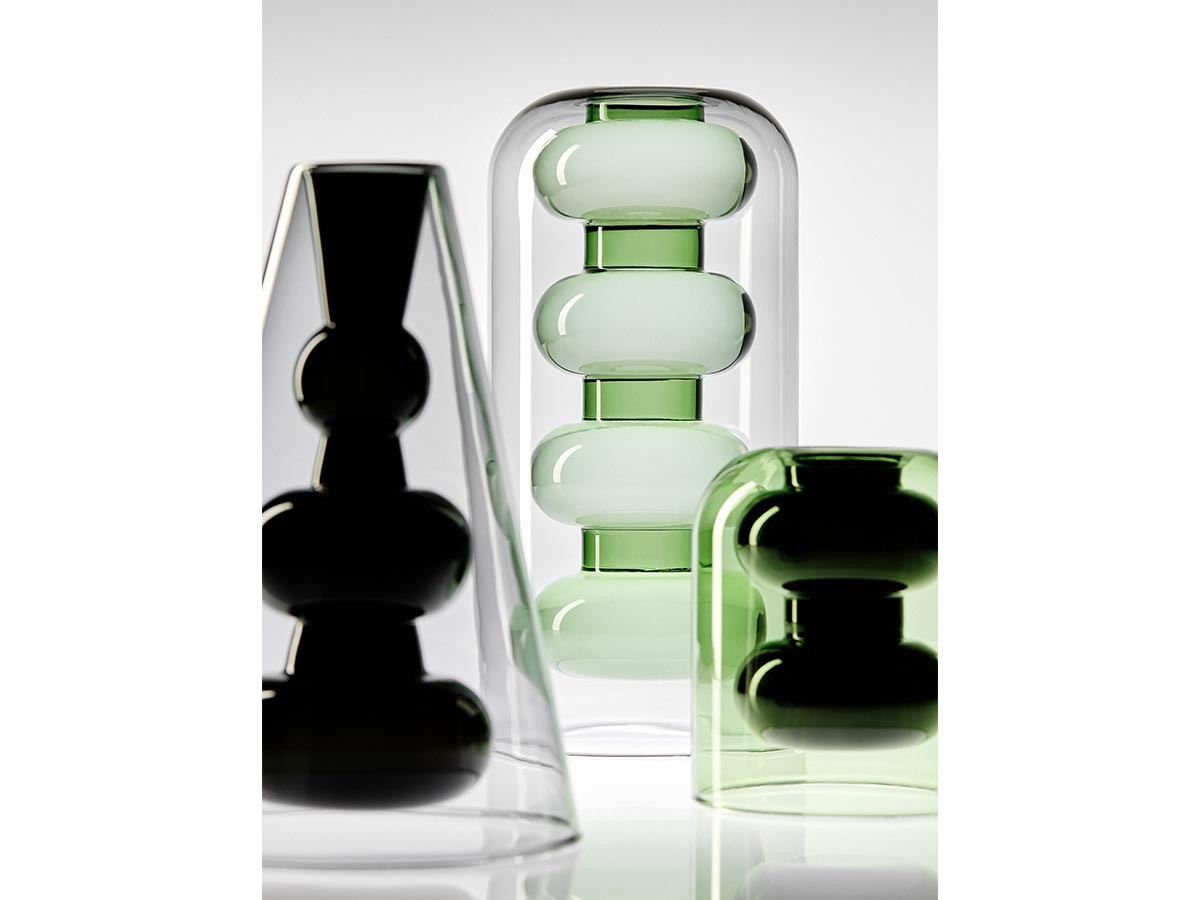 Tom Dixon. Bump Vase Tall Green / トム・ディクソン バンプ ベース トール（グリーン） （花器・プランター・グリーン > 花瓶・フラワーベース） 17