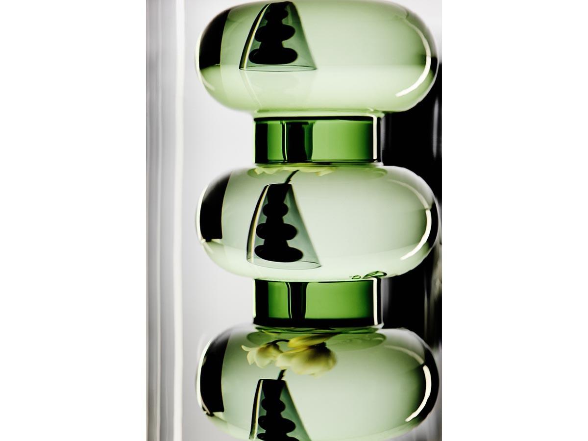 Tom Dixon. Bump Vase Tall Green / トム・ディクソン バンプ ベース トール（グリーン） （花器・プランター・グリーン > 花瓶・フラワーベース） 21