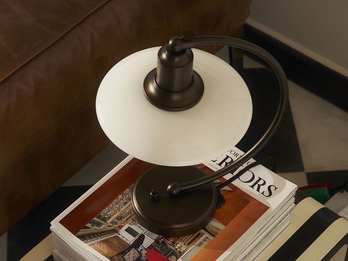 Louis Poulsen PH 2/2 Luna Aged Brass Opal Table / ルイスポールセン PH 2/2 ルナ エイジド・ブラス オパール テーブル （ライト・照明 > テーブルランプ） 19